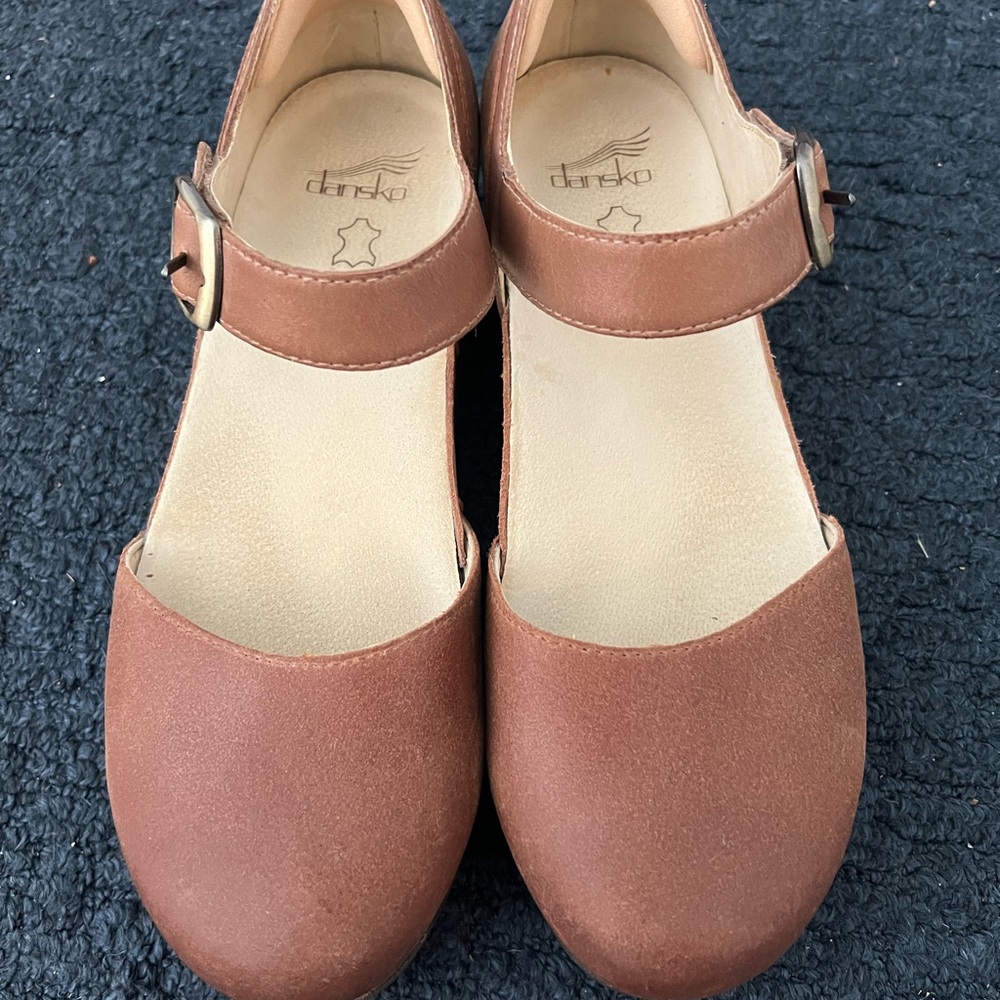 EU 39 Dansko Tan Mae Mary Jane Clogs/Shoes